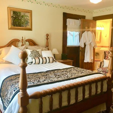 Trimmer House Bed And Breakfast Penn Yan Eksteriør billede